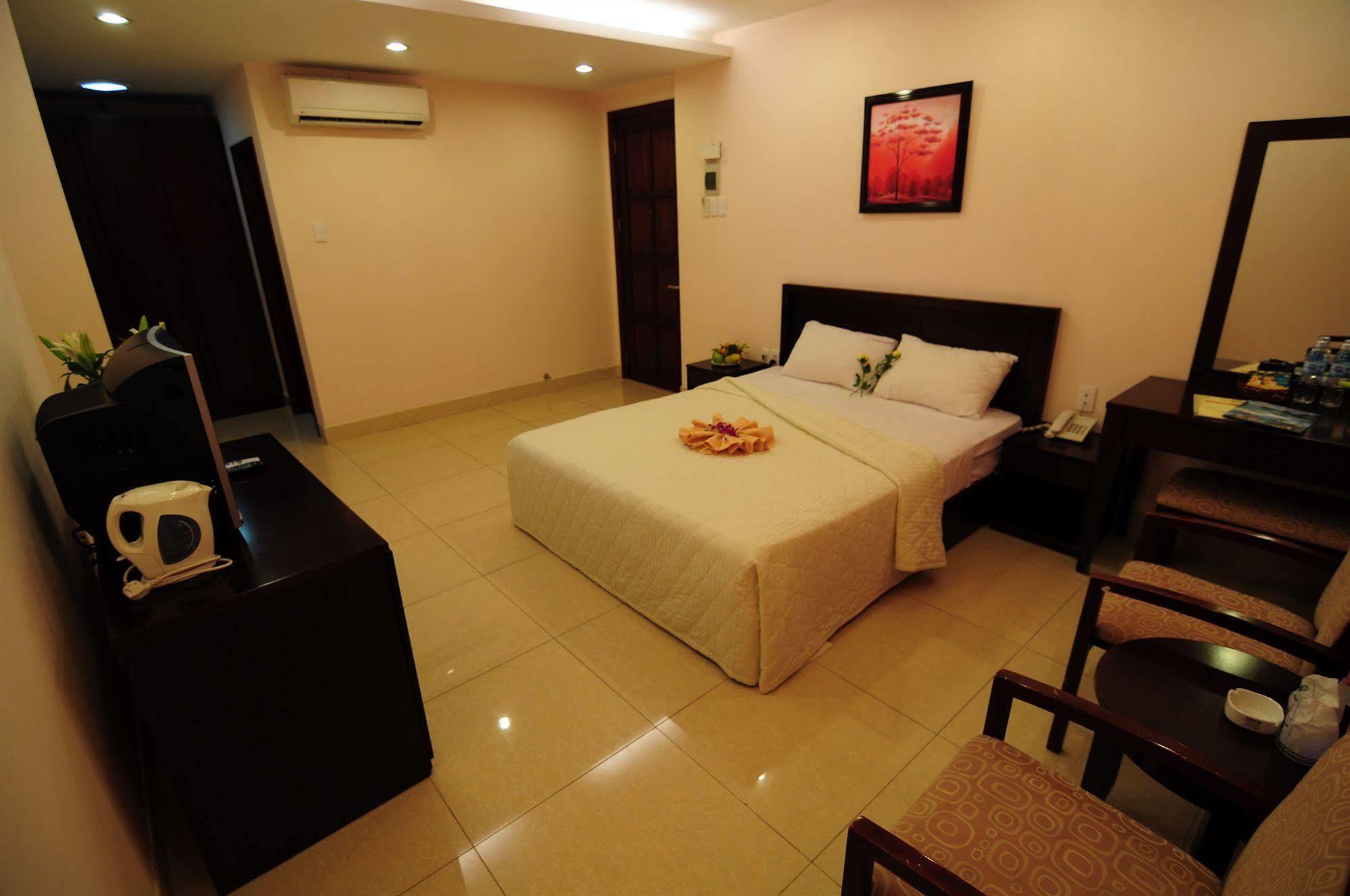 Phuoc Loc Tho 1 Hotel Ho Chi Minh Zewnętrze zdjęcie